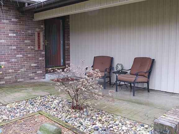 2nd image of 15864 Fendt Farm Dr