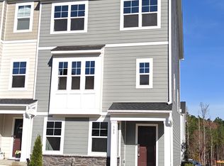 508 Deercroft Dr, Apex, NC 27539