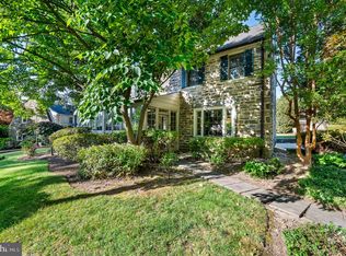 2608 Saint Davids Ln, Ardmore, PA 19003