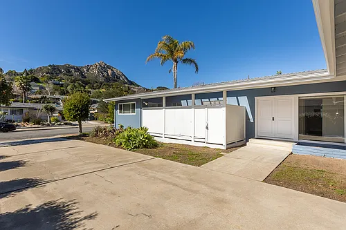679 Rancho Dr Photo 1