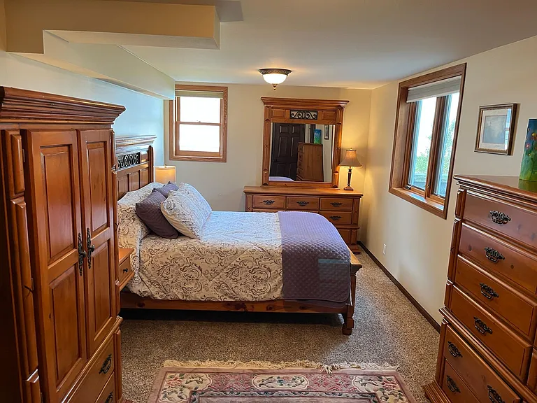 4329 Waville Rd NE — Photo 39