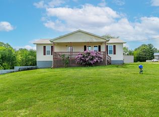 200 Eck Bray Rd, Sparta, TN 38583