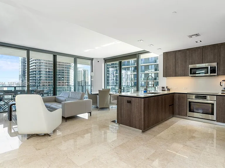 88 SW 7th St #2401 — Photo 23