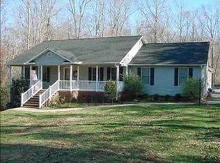 150 Victoria Dr, Inman, SC 29349