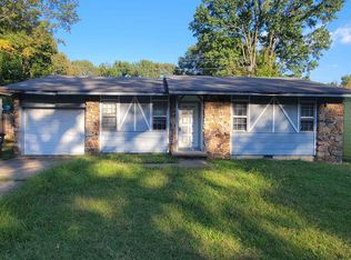 1404 Southeastern Ave, Jacksonville, AR 72076