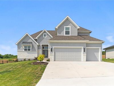 1608 SW 27th St, Lees Summit, MO, 64082