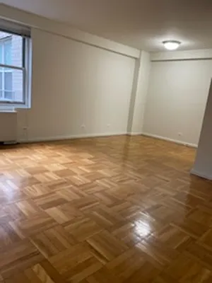 Rented by Manhattan Flats | media 21