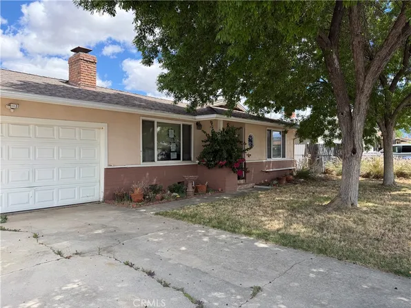 1000 Lucerne Dr, Hemet, CA 92543