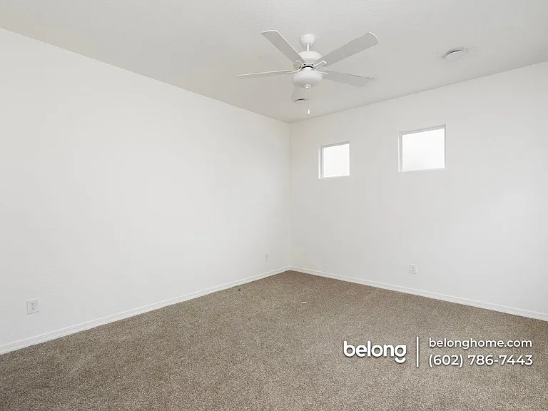 221 E Balsam Dr — Photo 21