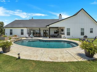 165 Quail Ridge Ct, Decatur, TX 76234