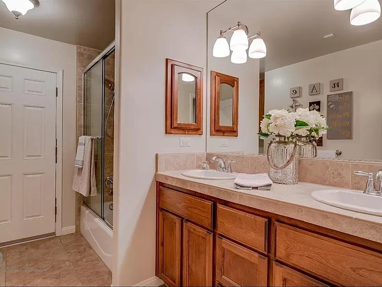 13103 Plumas Wood Ln — Photo 14