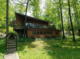 295 Lake Shore Dr N, Goreville, IL 62939