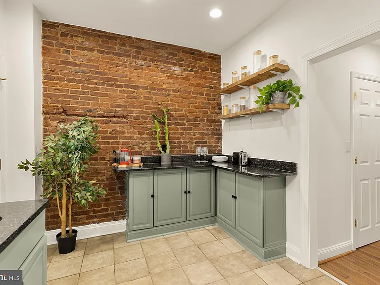 1017 Monroe St NW #2 — Photo 19