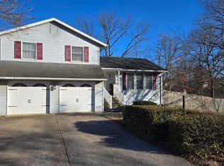 303 Cockleys Dr, Mechanicsburg, PA 17055