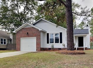 6225 Rhemish Dr, Fayetteville, NC 28304
