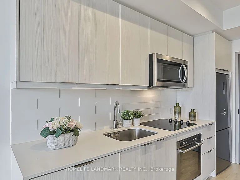 38 Forest Manor Rd #901 — Photo 12