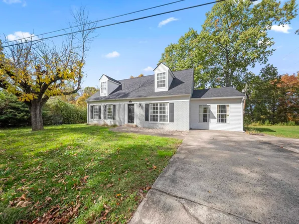 1719 Booth Quillen Rd, Ashland, KY 41102