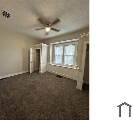 2903 S Elm St — Photo 1