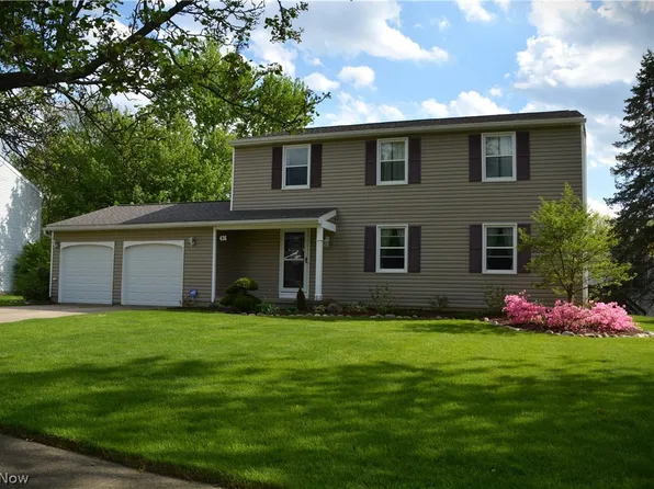 436 Honeysuckle Ln, Wadsworth, OH 44281