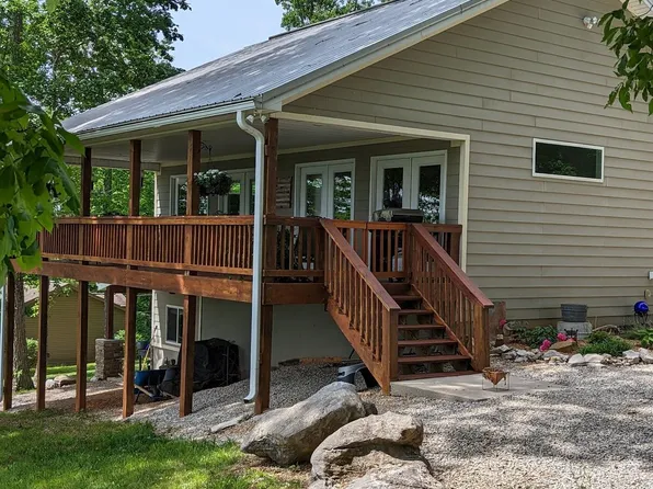 677 Lake Scene Sub Rd, Nancy, KY 42544
