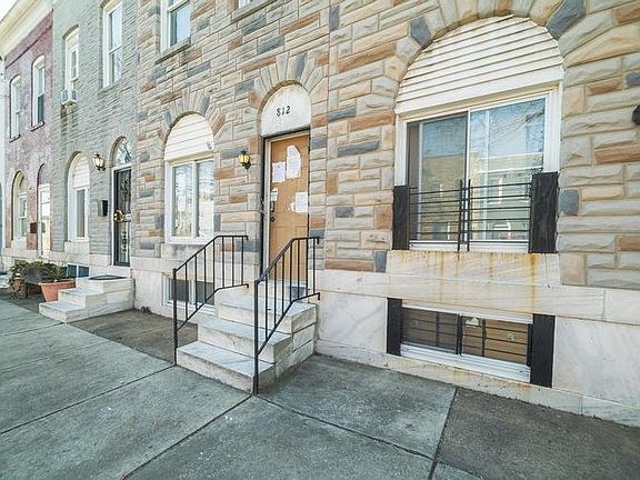 2nd image of 812 N Montford Ave