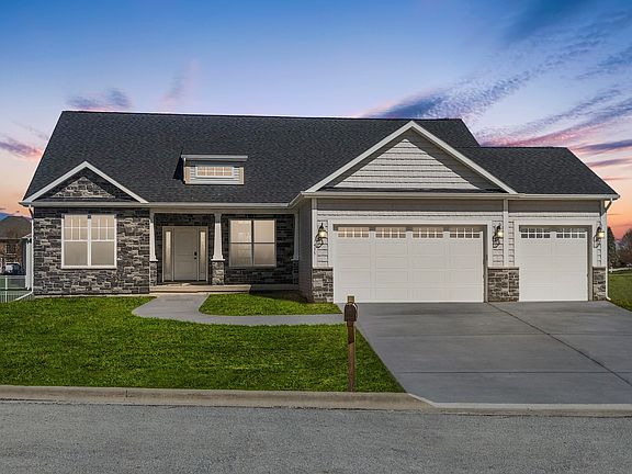 4th image of 486 Billings Dr