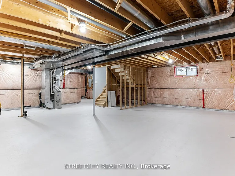1271 Howlett Cir — Photo 34
