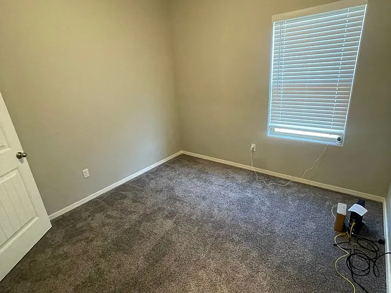 7101 Meridian St — Photo 21