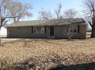 120 Bowen St, Linwood, KS 66052