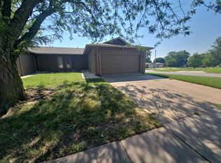 2101 S Flynn St #AA, Wichita, KS 67207