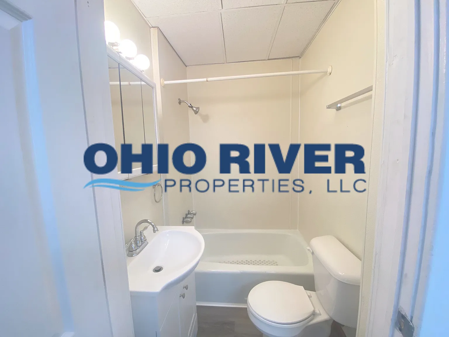 1 bed, 100 sqft, $725 — Photo 3