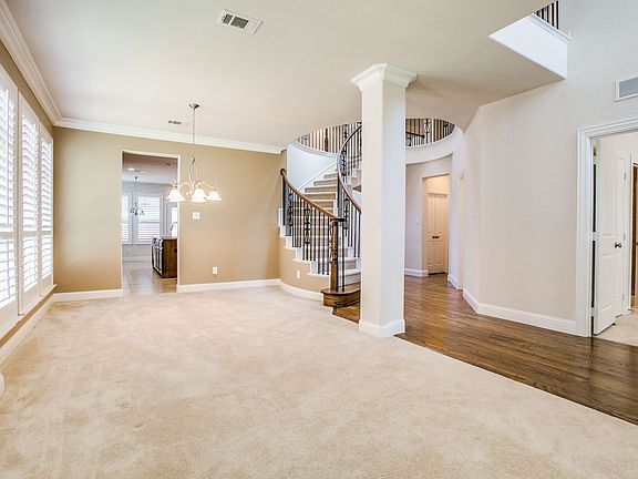 6812-shady-view-ct-sachse-tx-High-Res-4.jpg