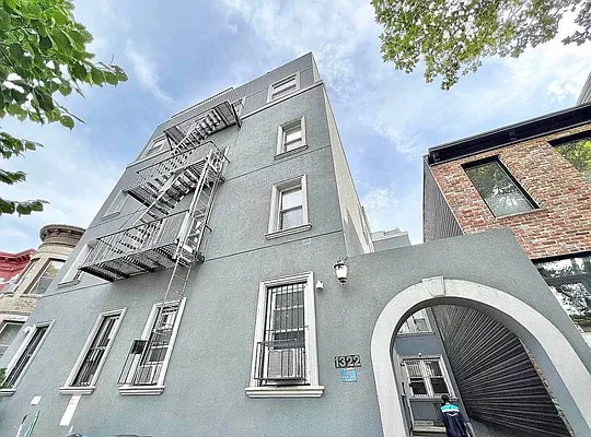 Rented by Stuyvesant Heights Realty Corp | media 42