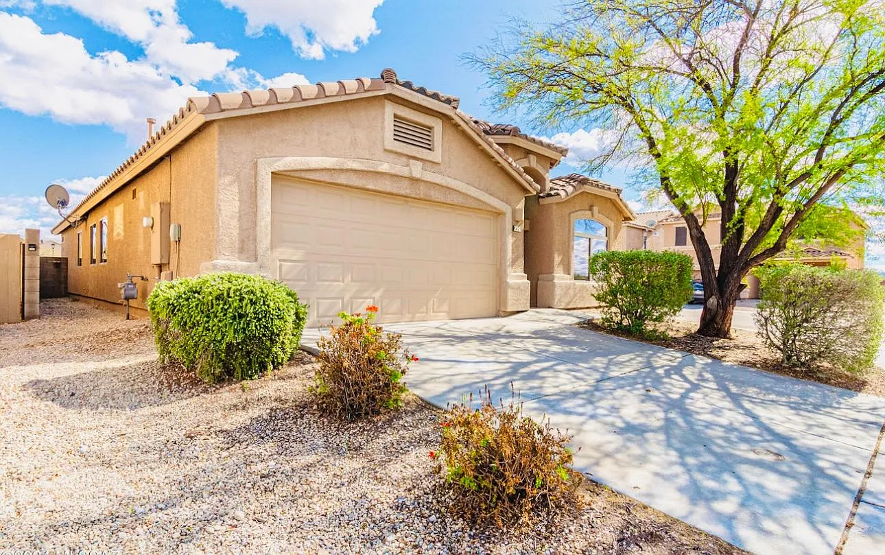 8475 S Otis Dr — Photo 4