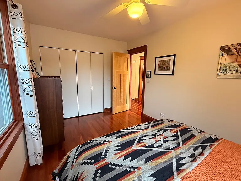 2847 N Sacramento Ave #2 — Photo 21