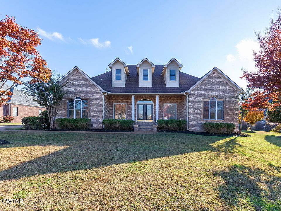 1st image of 34 Larkwood Dr
