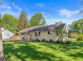 9 Alan Dr, Parsippany, NJ 07054