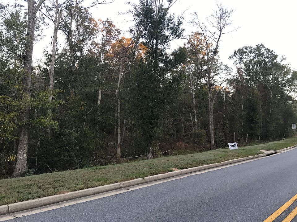2nd image of Old Perry Rd