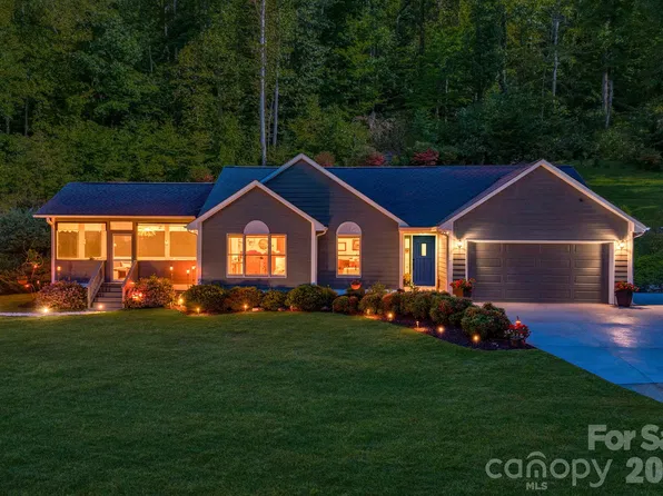 422 S Turkey Creek Rd, Leicester, NC 28748