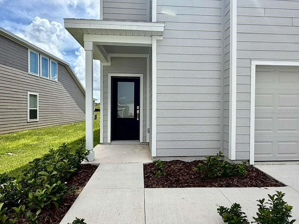 4 bed, 3.5 bath, 2183 sqft, $3,190 — Photo 4