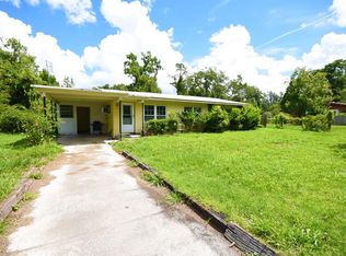 527 NE 1st Ave, Trenton, FL 32693