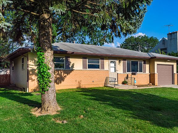 3rd image of 4904 Almont Dr