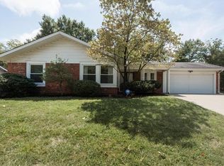 15322 Golden Rain Dr, Chesterfield, MO 63017