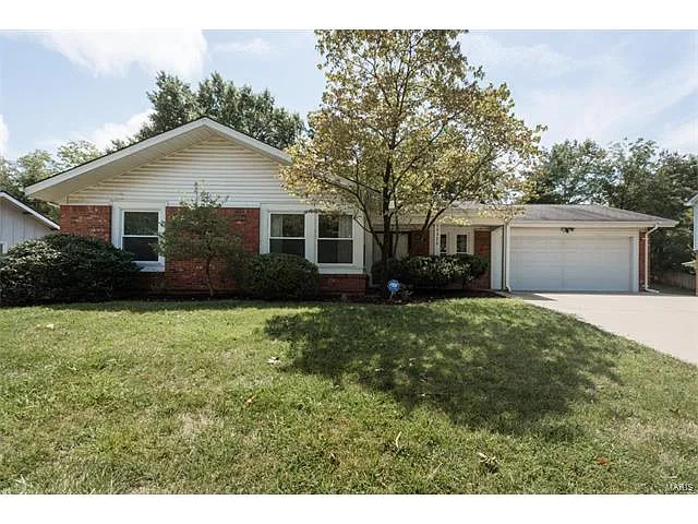 15322 Golden Rain Dr photo 1
