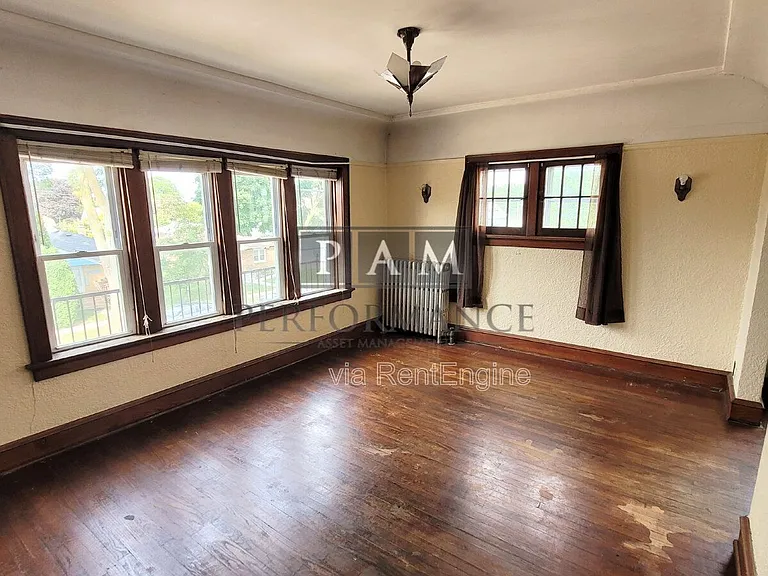 3927 E Layton Ave #6 — Photo 1