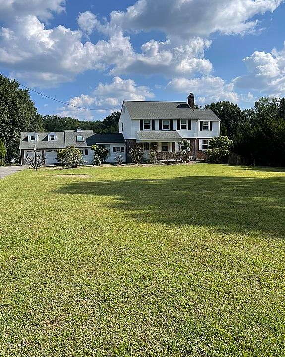 Large Flat Front Yard