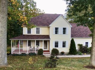 295 Black Ash Rd, Oakdale, CT 06370