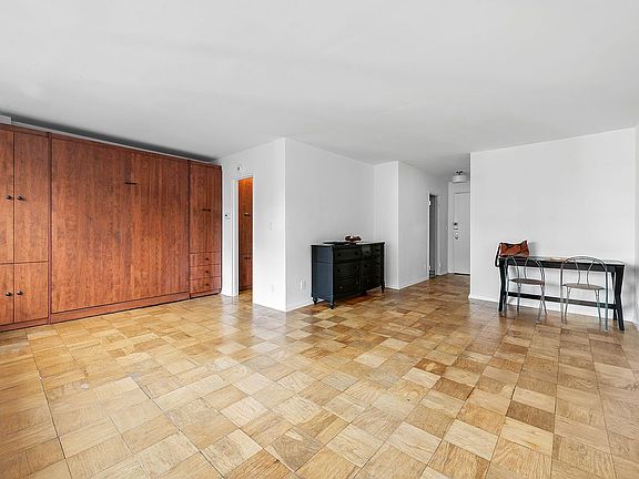 2nd image of 180 W End Ave APT 21J