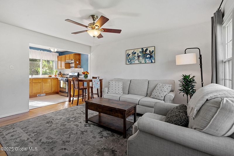 3rd image of 36 Tattersall Lane