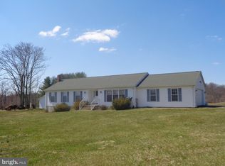 11639 Hume Rd, Hume, VA 22639